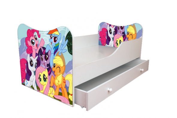 Children's bed with a picture