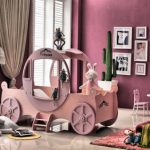 Bed carriage for girls