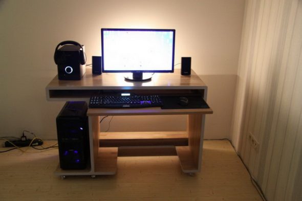 Stylish computer desk with their own hands