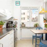 Zoning the kitchen and living room in the design of the studio apartment