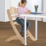 drewniane krzesło dla ucznia