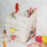 dresser for cosmetics Provence