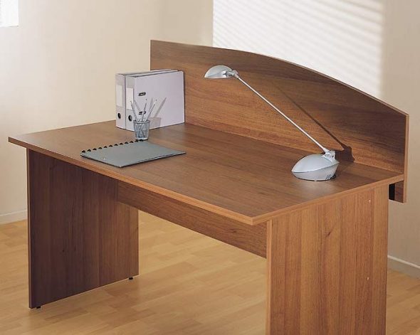 make a computer desk with your own hands