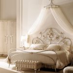 wrought iron canopy bed