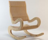 stolica za ljuljanje