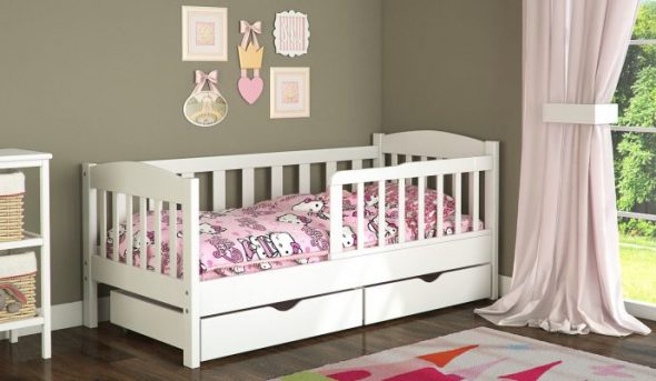 white baby bed