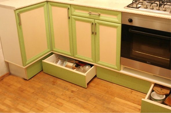drawers in the kitchen
