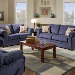 Warna biru mulia sofa dalam reka bentuk dalaman