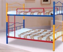 Vaikų dviaukštės metalinės lovos
