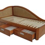 Anna bed with soft inserts
