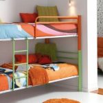 Metal bunk bed sa nursery - tibay at pagiging maaasahan