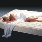 Matrassen van bed