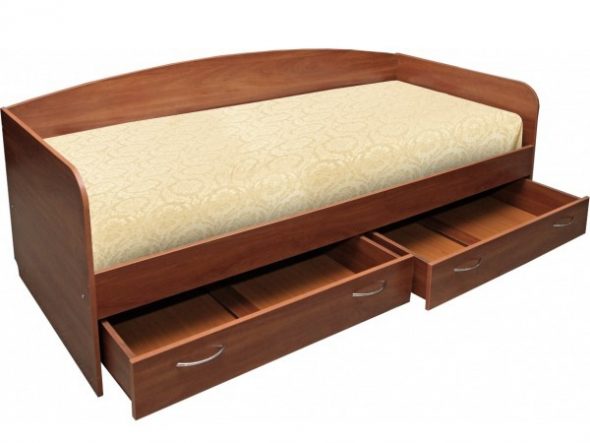 Varieties of beds with drawers