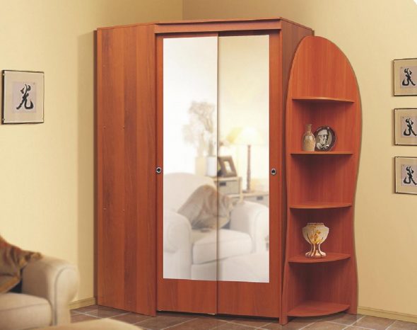 Double-door wardrobe with two mirrors