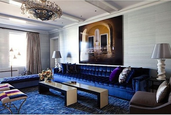 Blue color in the living room interior
