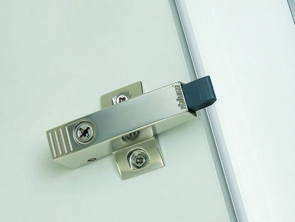 closers with cross arm for overhead doors