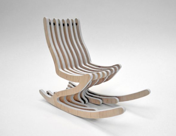 designerski fotel ze sklejki