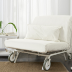 łóżko krzesła ikea białe