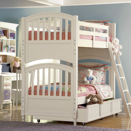 a wooden bed can be a truly fabulous decoration of the children's room