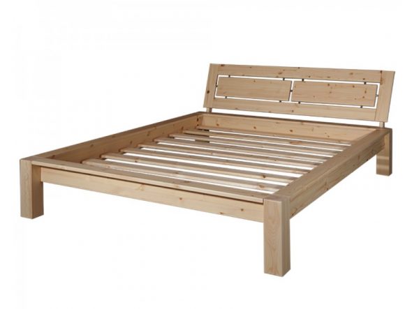 solid pine bed Bramming 1