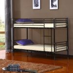 metalowe łóżko piętrowe dla dwójki dzieci