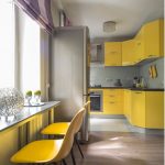 virtuvė geltona