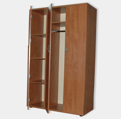three-leaved cupboard
