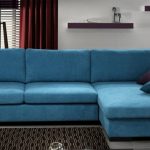 divano ad angolo blu