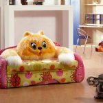 choose a practical sofa for the children's room