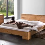 Łóżko z litego drewna dębowego Vaco