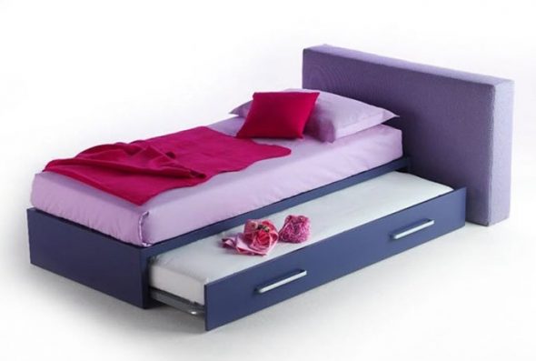 Bed with drawers for girls