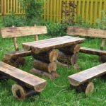 Furniture from stumps and snags to the cottage