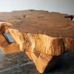 drewniany stół wykonany z drewna