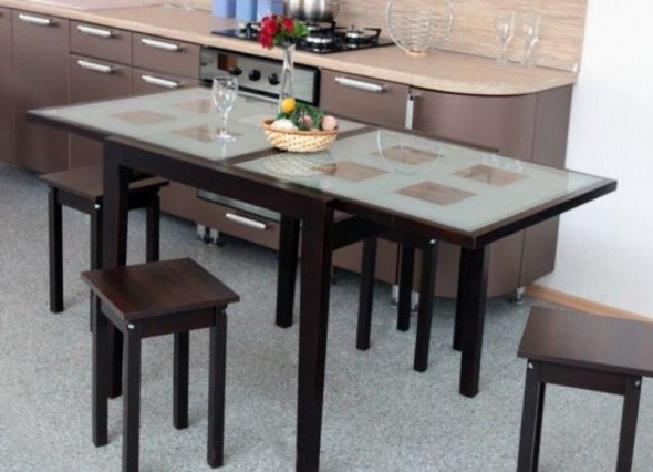 Kitchen folding tables of various shapes