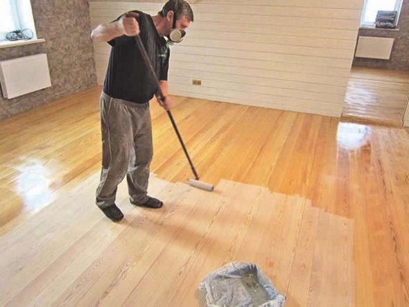 Varnish for wooden floor