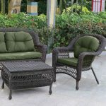 Wicker furniture upang ibigay sa disenyo