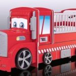 Children's bed arena in the form of a truck