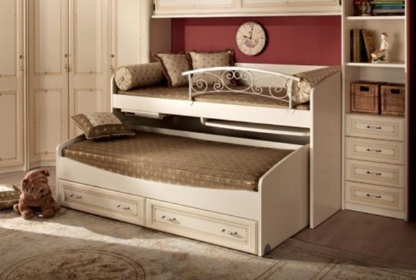 Łóżko transformujące łóżko piętrowe