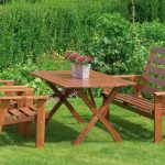 Fine garden wood furniture