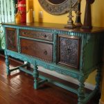 antique style table