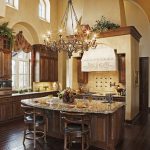 Nobility and chic for the kitchen with walnut furniture
