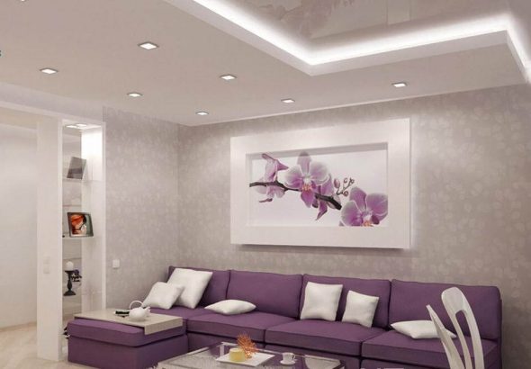 Interior in gray and lilac tones