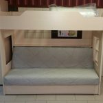 Compact bunk bed na may sofa