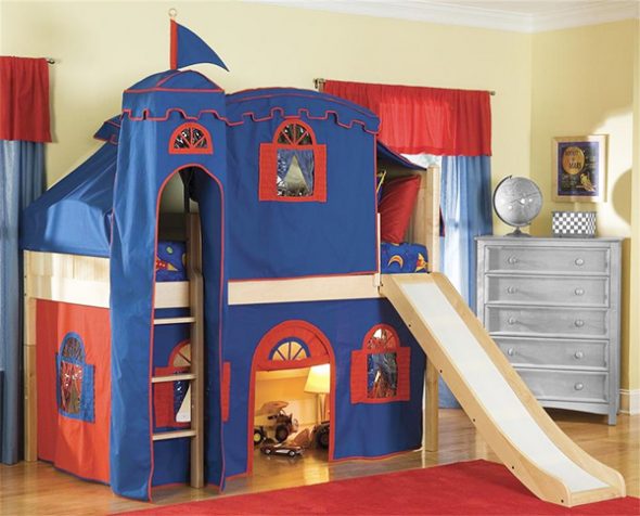 Bed attic Castle