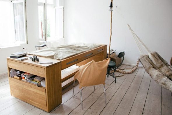 Łóżko i biurko - dwa w jednym