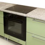 Mga drawer ng kusina para sa pag-install ng oven