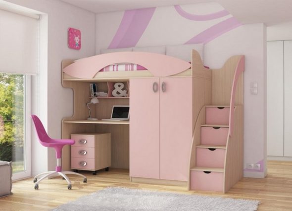Růžová podkrovní postel