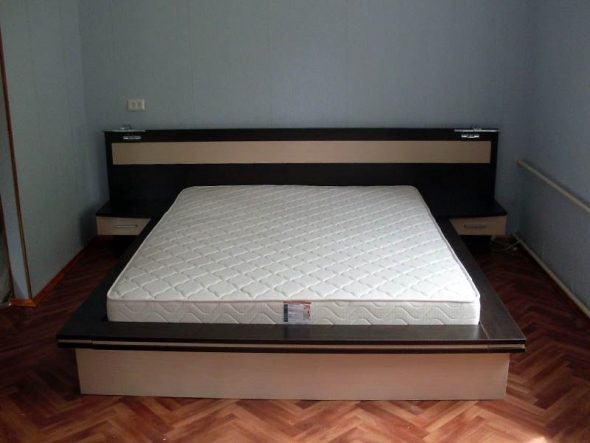 Luxury bed-podium do it yourself