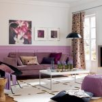 Stylový a útulný obývací pokoj s krbem