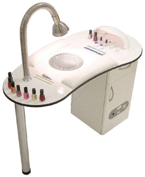 Comfortable manicure table